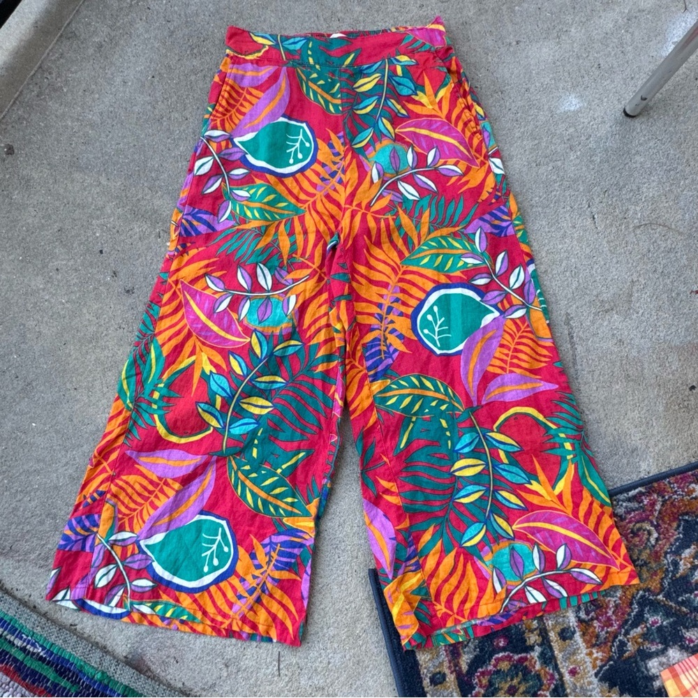 Vibrant Tropical Print Wide-Leg Pants